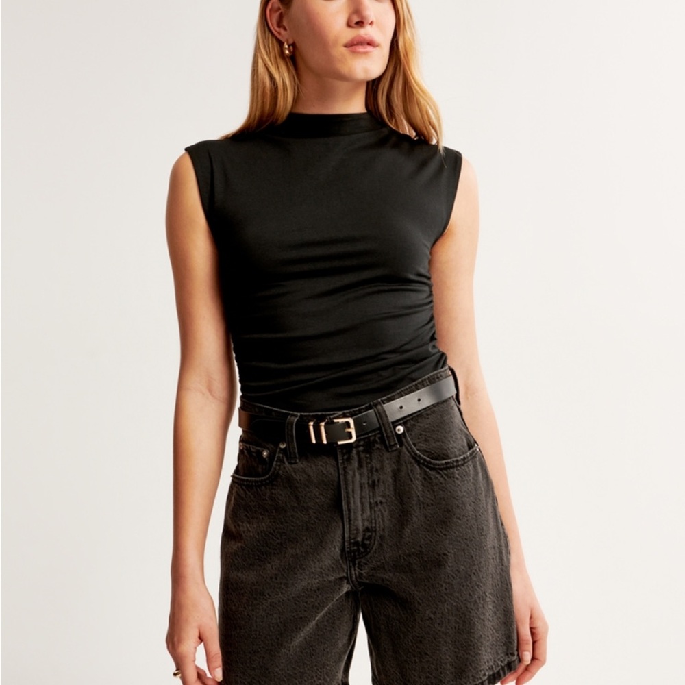 Abercrombie & Fitch Black Paloma Top